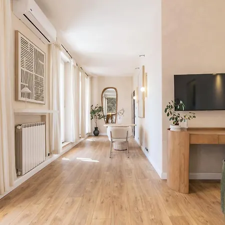 Apt10a - & Terrace Daire