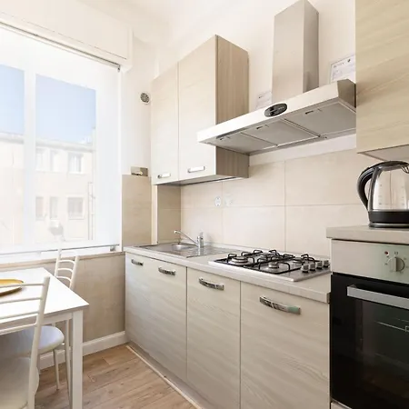 Apt10a - & Terrace