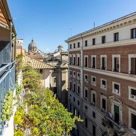 Apt10a - & Terrace