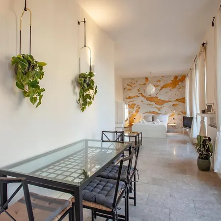 Apt10a - & Terrace Apartment Rome