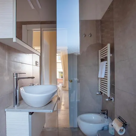 Apt10a - & Terrace