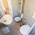 Apt10a - & Terrace דירה רומא