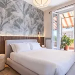Apt10a - & Terrace *